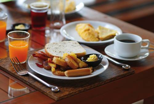 Imagen de la habitación del Hotel Oxford Suites Yakima. Foto 7