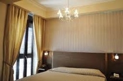 Imagen de la habitación del Hotel Oxford, Tirana. Foto 4