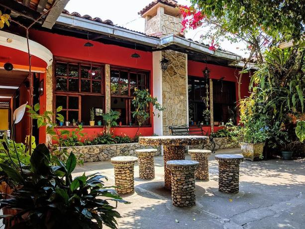 Imagen del bar/restaurante del Hotel Oxib Peck. Foto 4