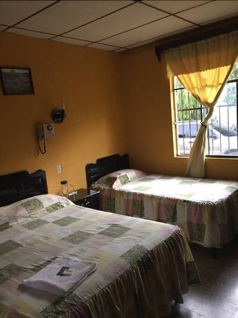 Imagen de la habitación del Hotel Oxib Peck. Foto 6