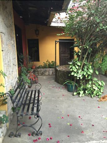 Imagen de los exteriores del Hotel Oxib Peck. Foto 14