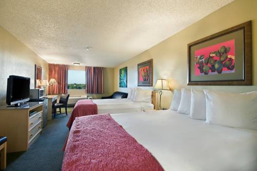 Imagen de la habitación del Hotel Oxnard Inn Lancaster. Foto 15