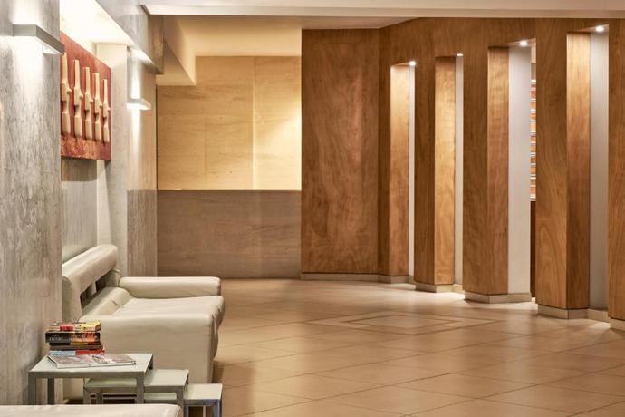 Imagen de los interiores del Hotel Oxygen Favie. Foto 7