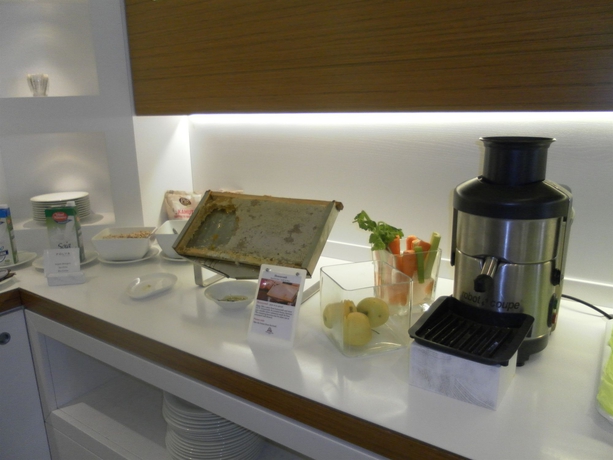 Imagen del bar/restaurante del Hotel Oxygen Lifestyle. Foto 4