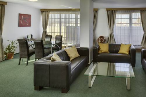 Imagen de la habitación del Hotel Oya. Foto 9