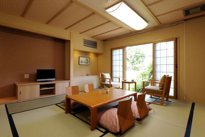 Imagen de la habitación del Hotel Oyado Ikegami. Foto 13
