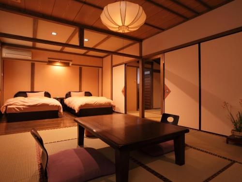 Imagen de la habitación del Hotel Oyado Kafugetsu. Foto 7