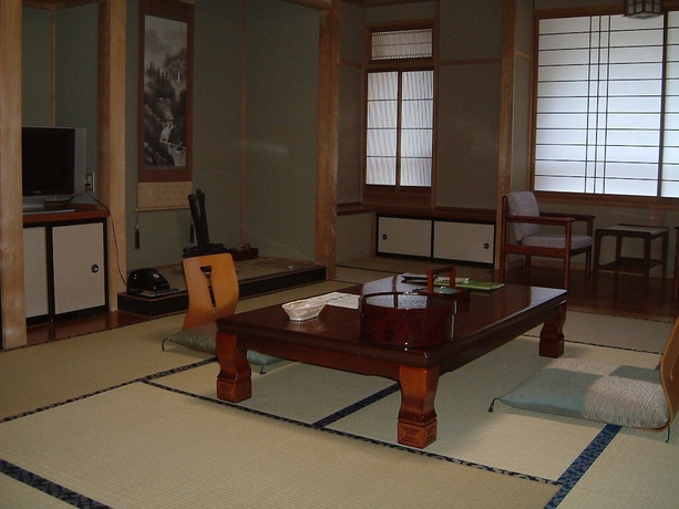 Imagen de la habitación del Hotel Oyado Sansui. Foto 13