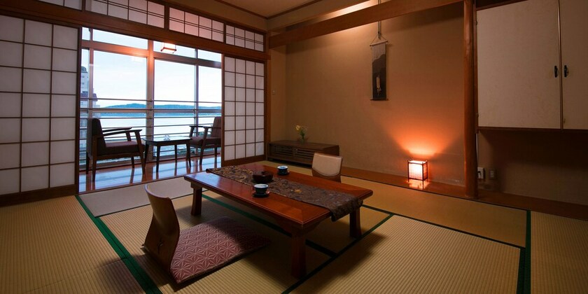 Imagen de la habitación del Hotel Oyado Suzuka. Foto 29