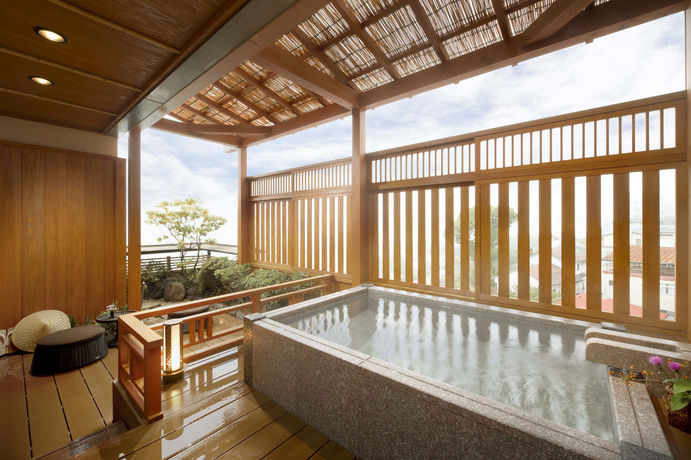 Imagen de la piscina del Hotel Oyado Tamaki. Foto 15