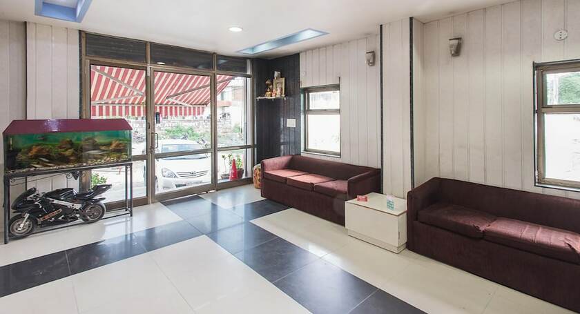 Imagen de los interiores del Hotel Oyo 1004 Fly View. Foto 19