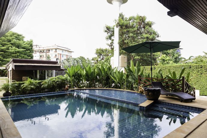Imagen de la piscina del Hotel Oyo 1005 Pacotte Boutique Resort. Foto 20