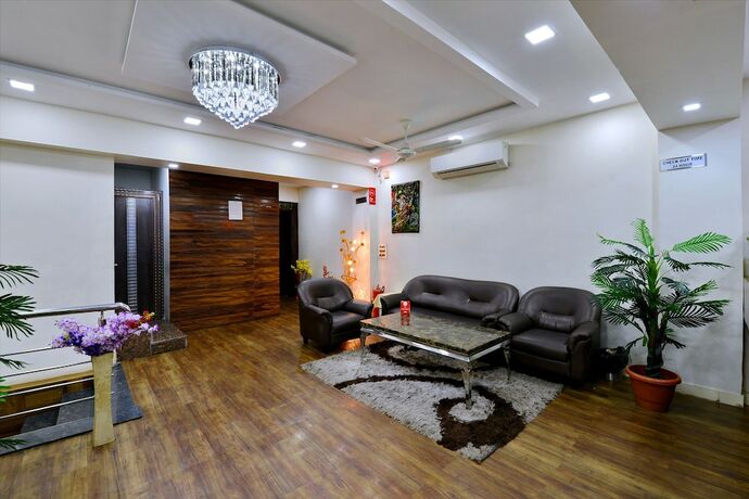 Imagen de los interiores del Hotel Oyo 10125 Anandam. Foto 17