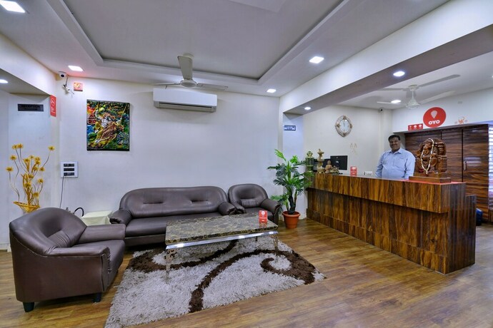 Imagen de los interiores del Hotel Oyo 10125 Anandam. Foto 19