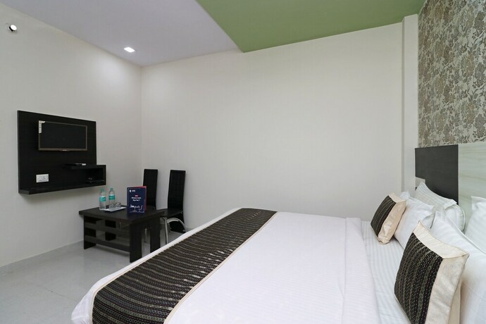 Imagen de la habitación del Hotel Oyo 10133 Rama Grand Hs. Foto 13
