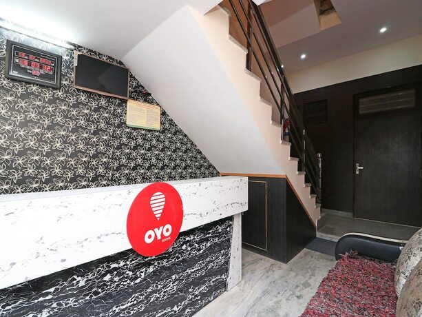 Imagen de los interiores del Hotel Oyo 10133 Rama Grand Hs. Foto 20