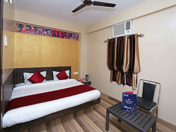 Imagen de la habitación del Hotel Oyo 10137 Vaishnavi. Foto 12