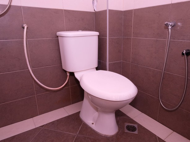 Imagen de la habitación del Hotel Oyo 1017 Al-inshirah Inn. Foto 8