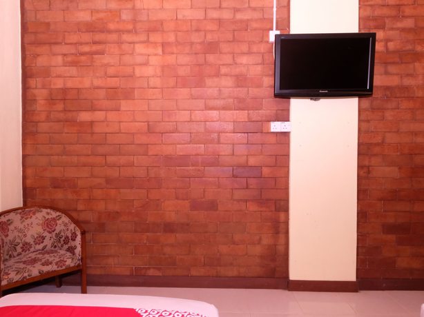 Imagen de la habitación del Hotel Oyo 1017 Al-inshirah Inn. Foto 16