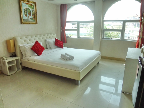 Imagen de la habitación del Hotel Oyo 102 Diamond Residence. Foto 6