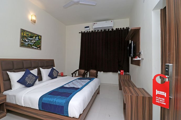 Imagen de la habitación del Hotel Oyo 10213 Panache. Foto 11