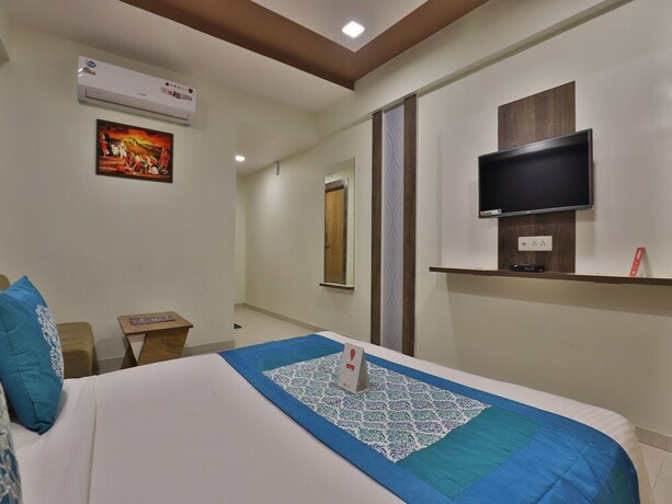 Imagen de la habitación del Hotel Oyo 10265 Galaxy. Foto 15