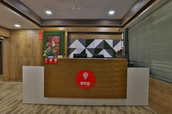 Imagen de los interiores del Hotel Oyo 10265 Galaxy. Foto 16