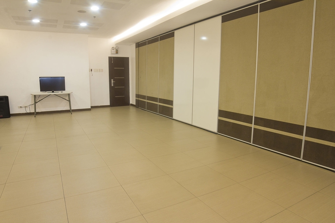 Imagen de los interiores del Hotel Oyo 103 Artina Suites. Foto 11
