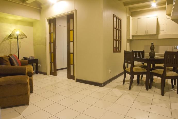 Imagen de los interiores del Hotel Oyo 103 Artina Suites. Foto 13