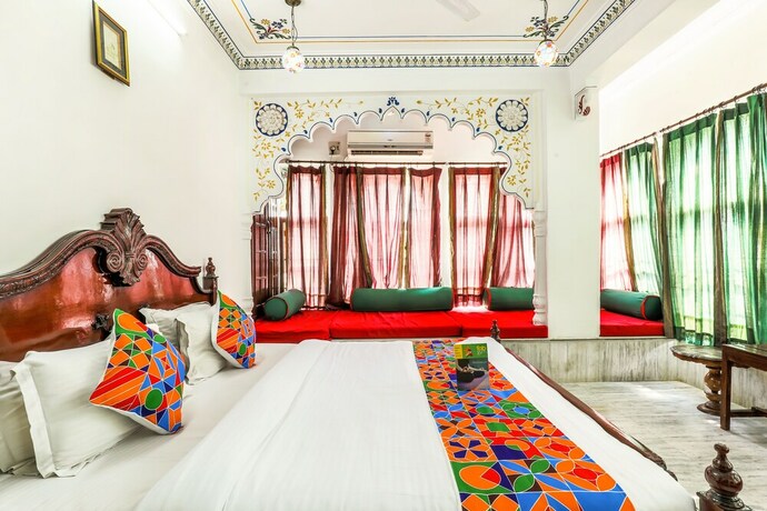 Imagen de la habitación del Hotel Oyo 10319 Pichola Haveli. Foto 28
