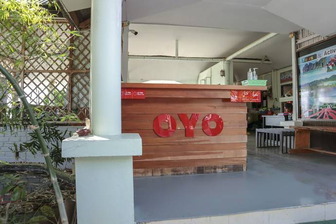 Imagen de los exteriores del Hotel Oyo 1033 Saladan Beach Resort. Foto 10