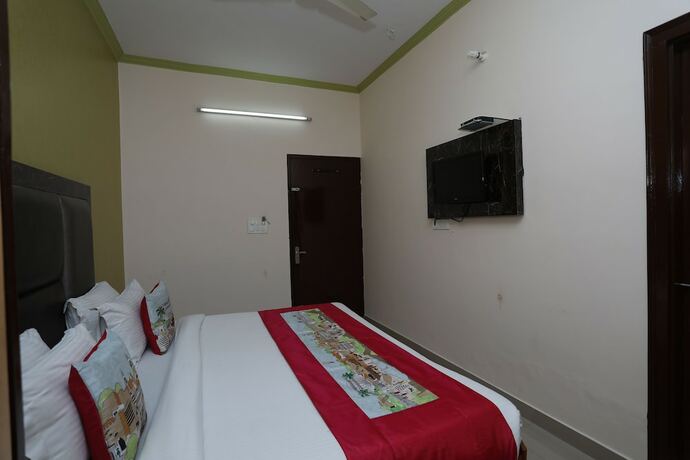 Imagen de la habitación del Hotel Oyo 10347 Deepak. Foto 9