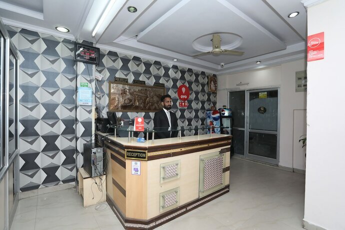 Imagen de los interiores del Hotel Oyo 10347 Deepak. Foto 15