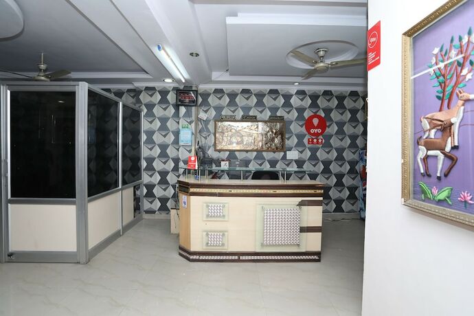 Imagen de los interiores del Hotel Oyo 10347 Deepak. Foto 16