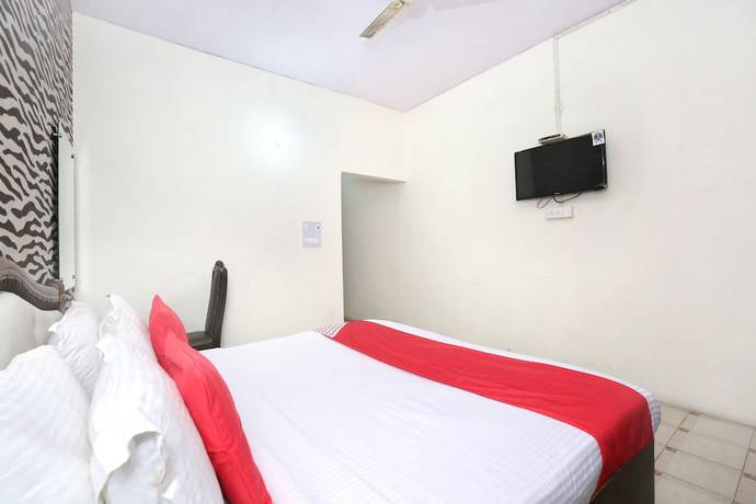 Imagen de la habitación del Hotel Oyo 10376 Golden Inn. Foto 5