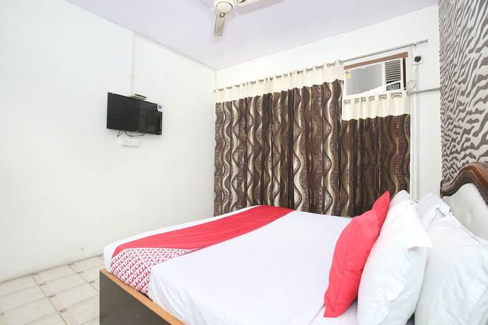 Imagen de la habitación del Hotel Oyo 10376 Golden Inn. Foto 11