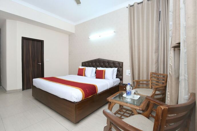 Imagen de la habitación del Hotel Oyo 10386 Jimmy. Foto 3