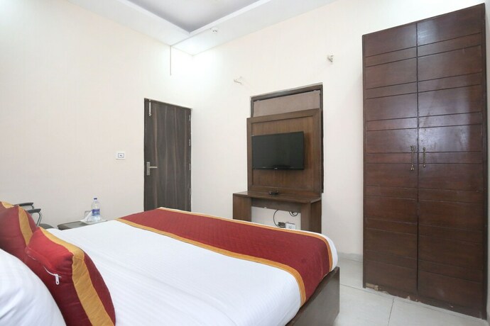 Imagen de la habitación del Hotel Oyo 10386 Jimmy. Foto 10