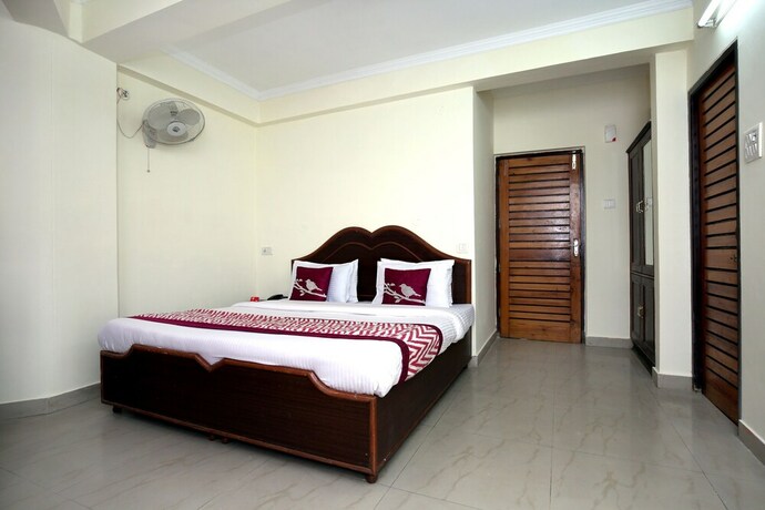 Imagen de la habitación del Hotel Oyo 10399 Rosewood Inn. Foto 14