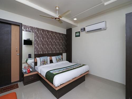Imagen de la habitación del Hotel Oyo 10414 Tushar Residency. Foto 3