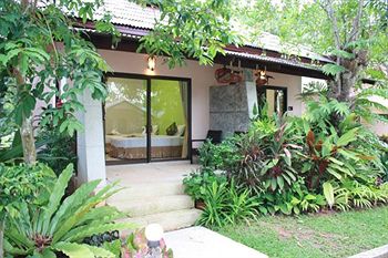 Imagen de los exteriores del Hotel Oyo 1046 Noppharat Resort. Foto 14