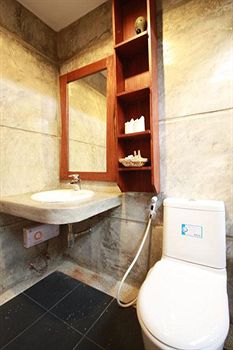 Imagen de la habitación del Hotel Oyo 1046 Noppharat Resort. Foto 10