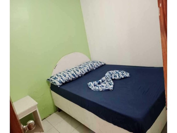 Imagen de la habitación del Hotel Oyo 1048 Jomckayl Apartelle. Foto 34