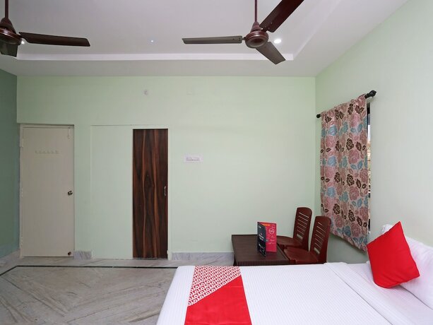 Imagen de la habitación del Hotel Oyo 10512 Toshani Palace. Foto 3