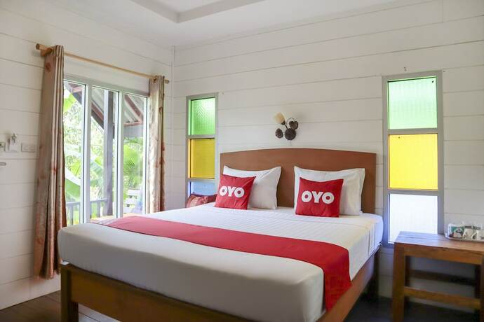 Imagen de la habitación del Hotel Oyo 1060 Lanta Andaleaf Bungalow. Foto 11