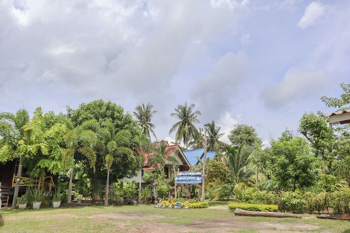 Imagen de los exteriores del Hotel Oyo 1060 Lanta Andaleaf Bungalow. Foto 14