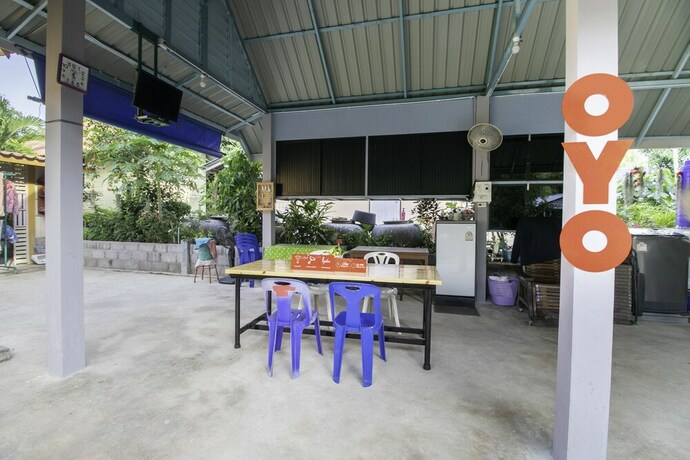 Imagen de los interiores del Hotel Oyo 1062 Baanrai Kongjaroen. Foto 36