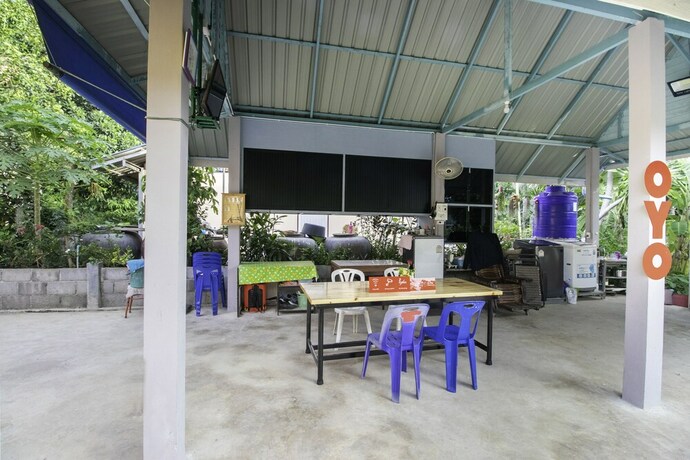 Imagen de los interiores del Hotel Oyo 1062 Baanrai Kongjaroen. Foto 38