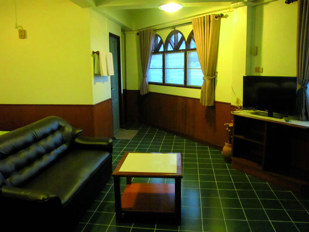 Imagen de la habitación del Hotel Oyo 1068 Nn Apartment. Foto 6