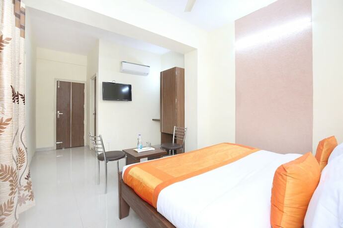 Imagen de la habitación del Hotel Oyo 10891 Starwood. Foto 6
